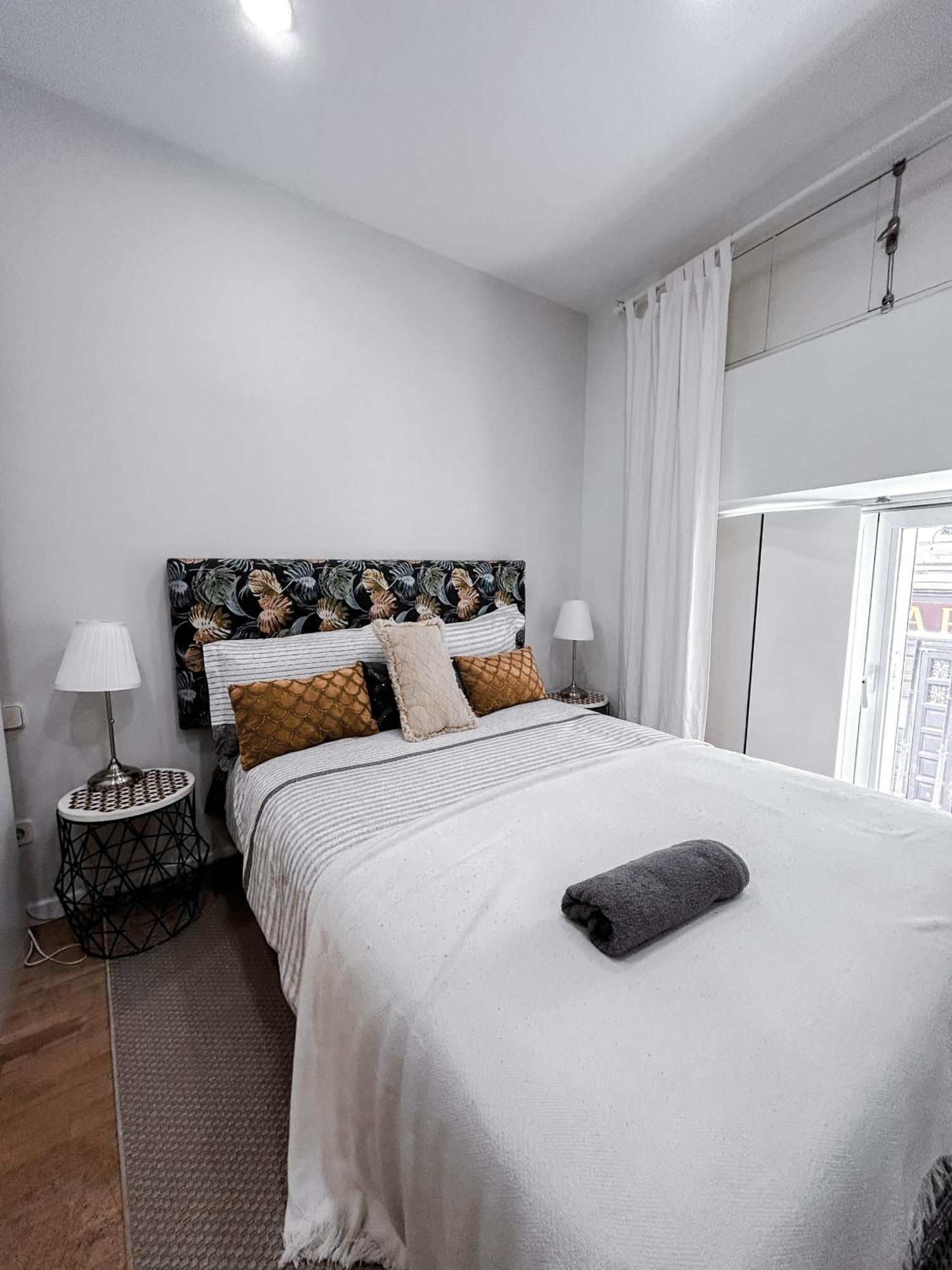Appartement Impresionante Triplex En Canaleja, Sol Madrid
