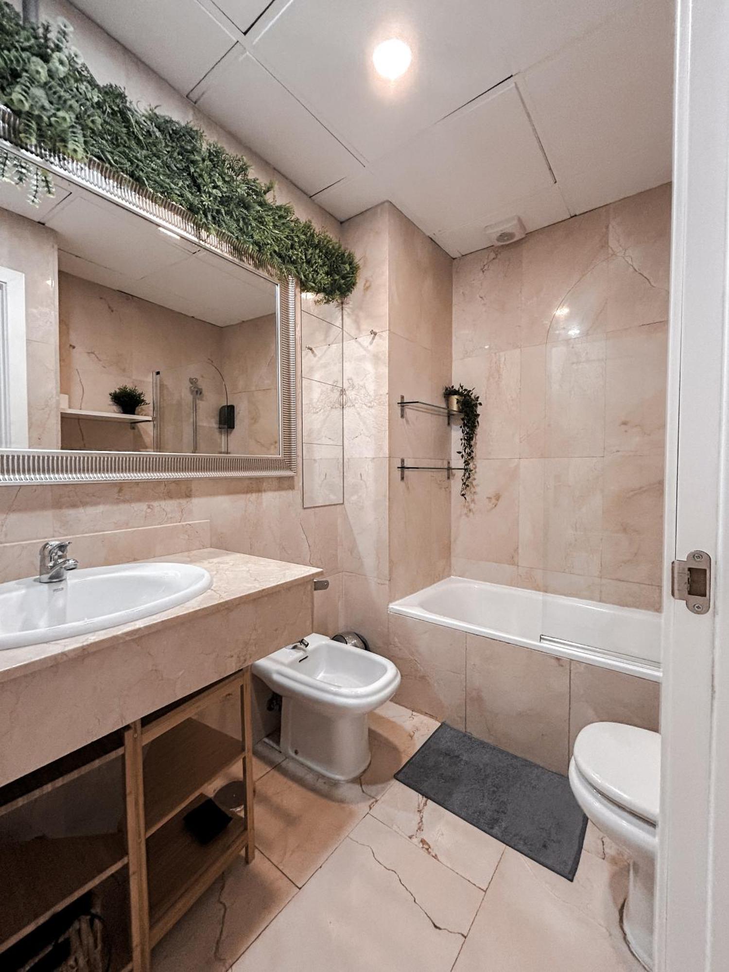 Appartement Impresionante Triplex En Canaleja, Sol